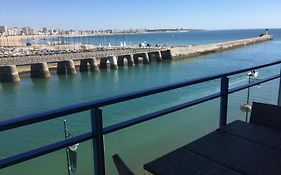 Vue exceptionnelle sur chenal, océan, baie des Sables